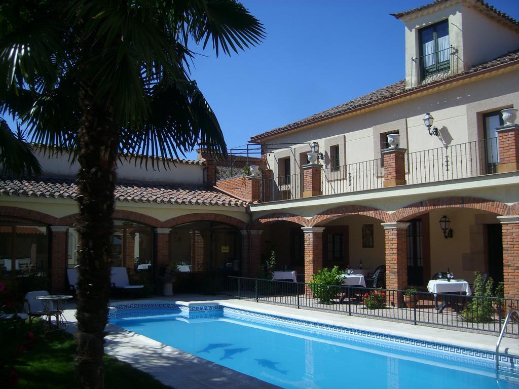 Palacio De Monfarracinos 베나벤테 외부 사진
